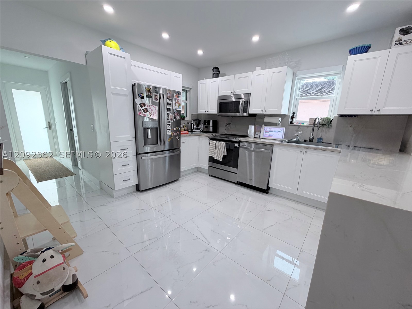 360 SW 20th Road, Miami, FL 33129 — photo 2