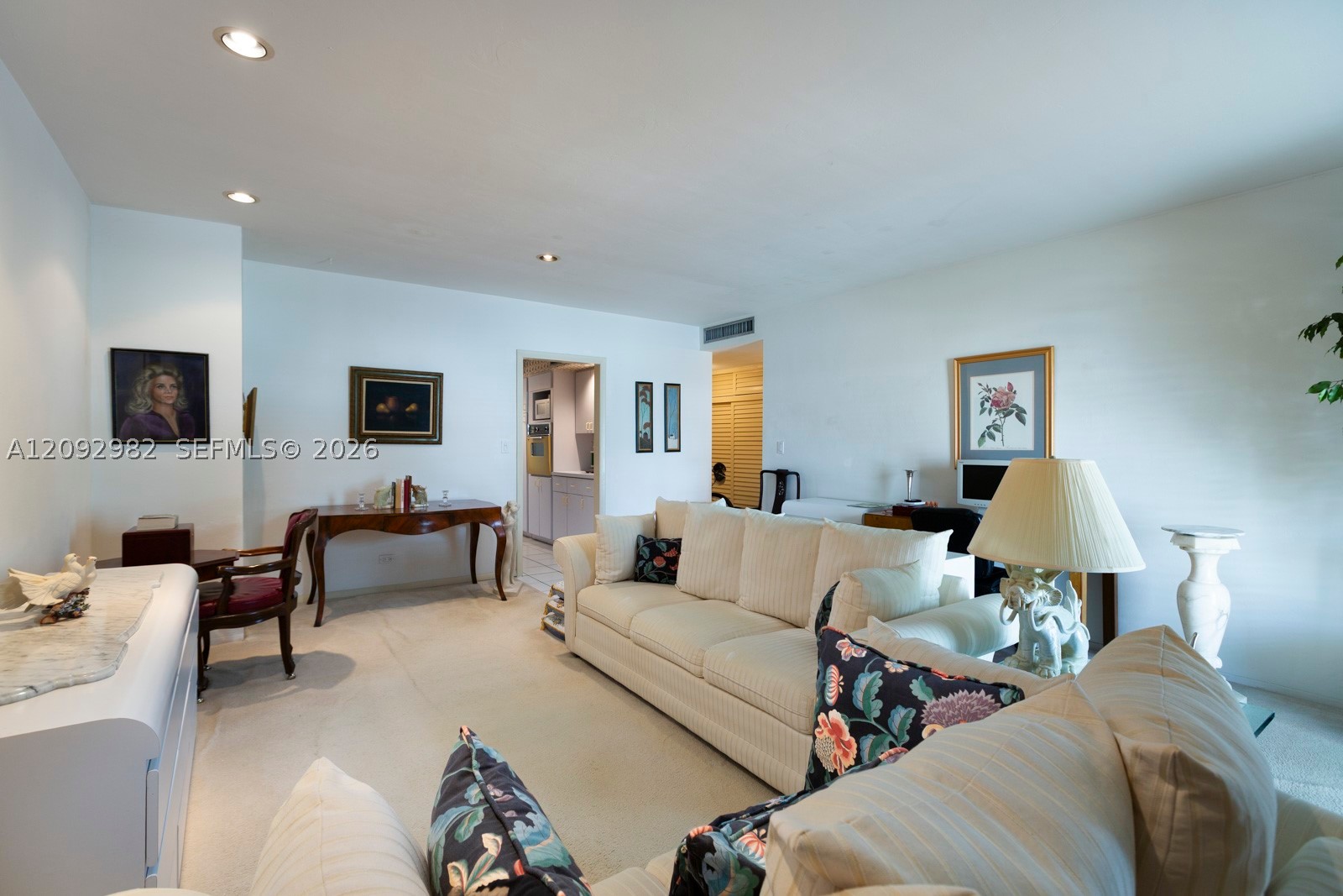 1408 Brickell Bay Dr 414 — photo
