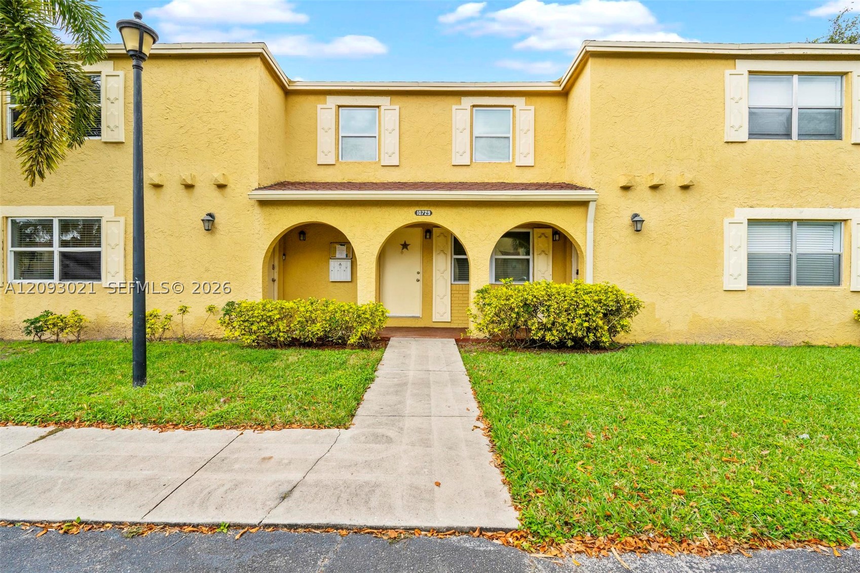 10729 La Placida Dr 3-4 — photo