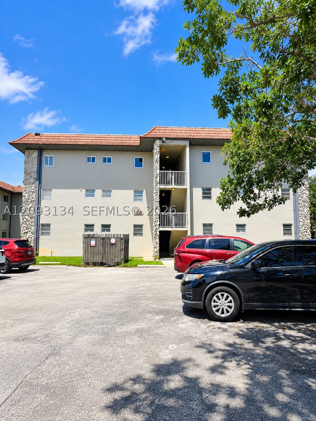 13900 Lake Placid Ct a38 — photo