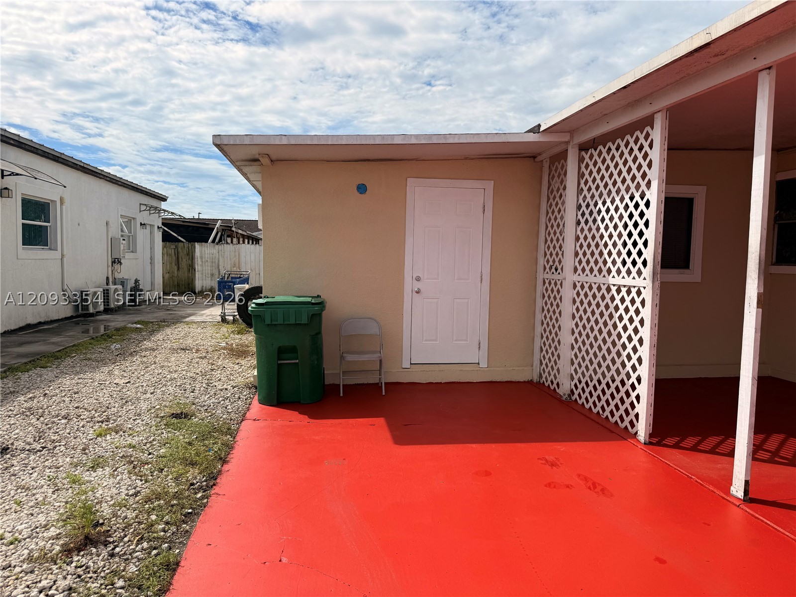 12401 W Okeechobee Rd 133 — photo