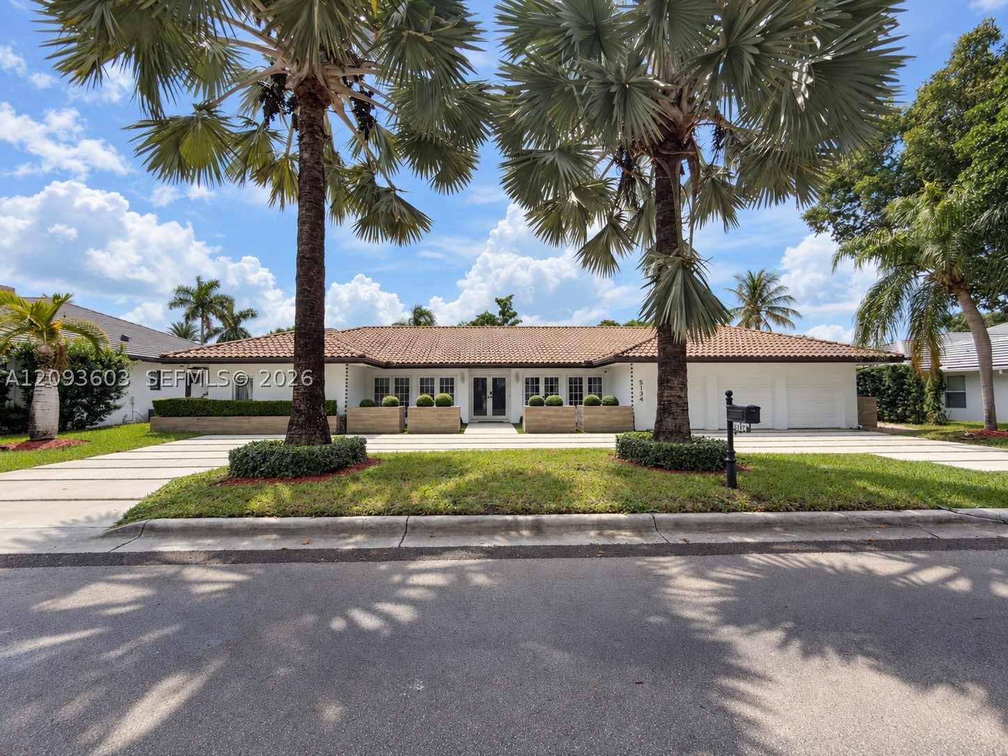 5134 NW 94th Doral Pl — photo