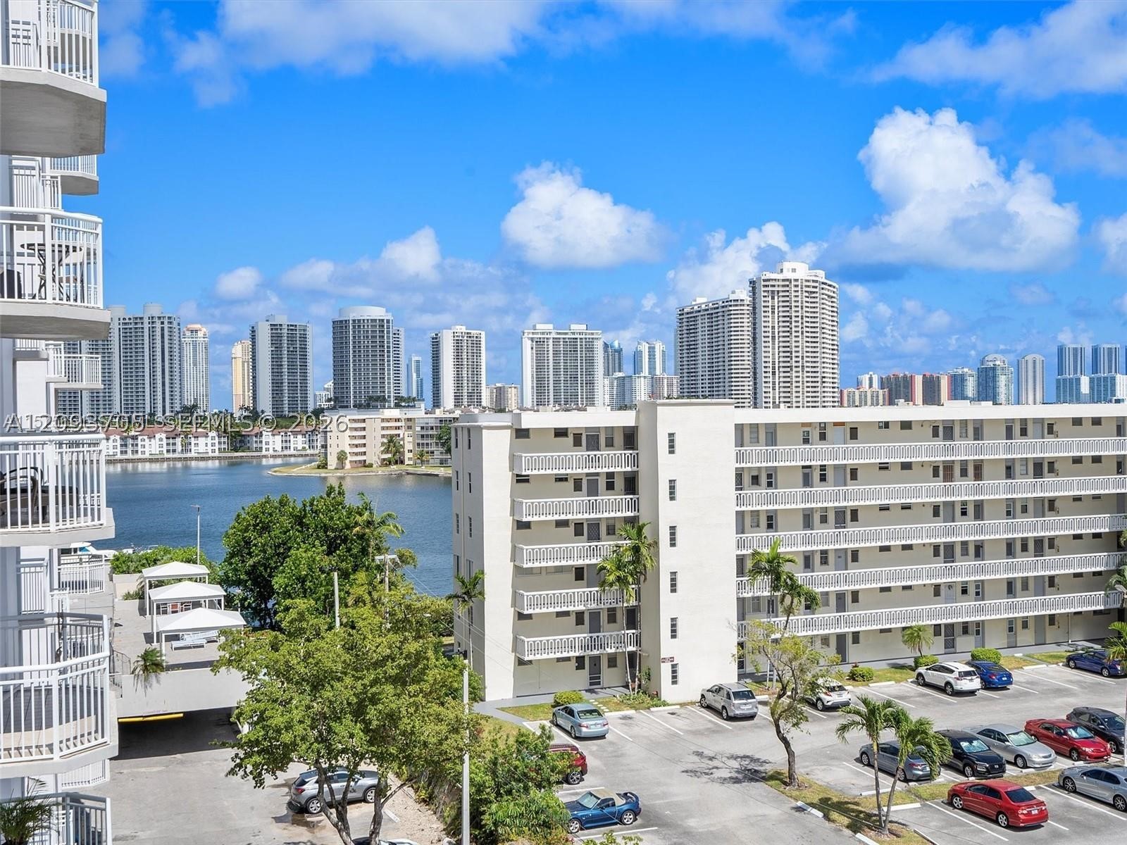 18021 Biscayne Blvd 603 — photo