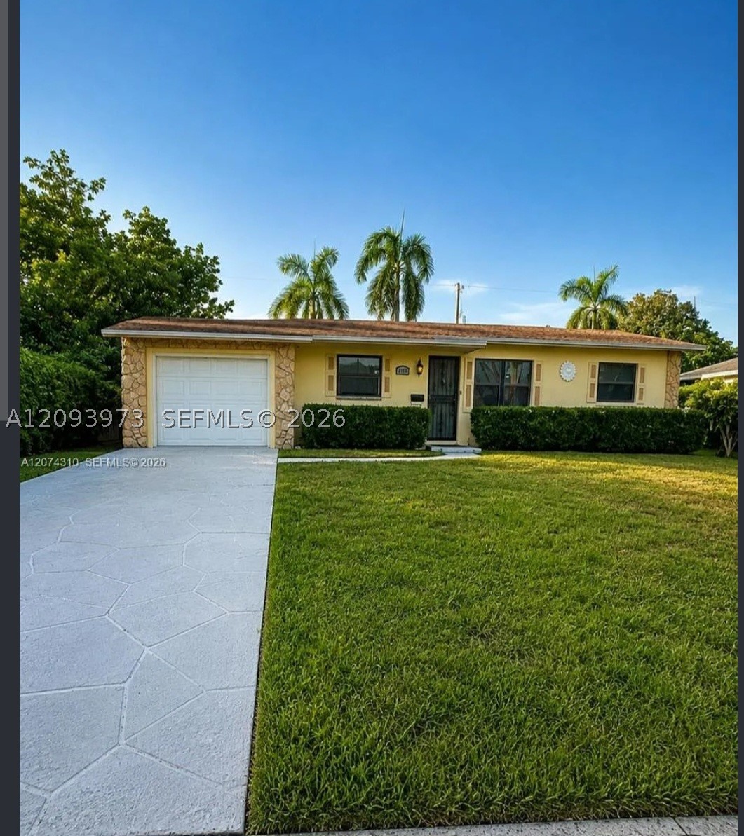 539 Sabal Palm Dr — photo