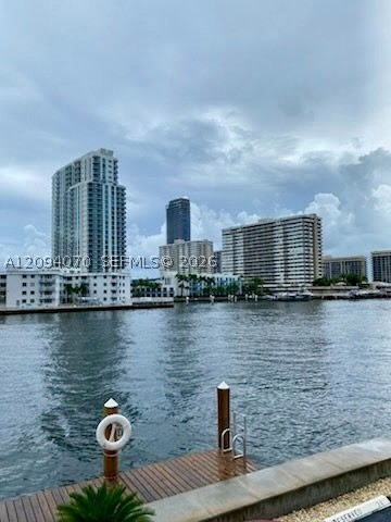 111 Golden Isles Dr E4 — photo