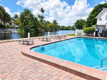 1816 E Oakland Park Blvd 78 — photo