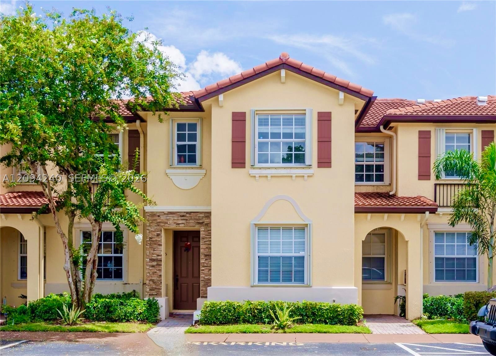 3370 NE 13th Cir Dr 106-20 — photo