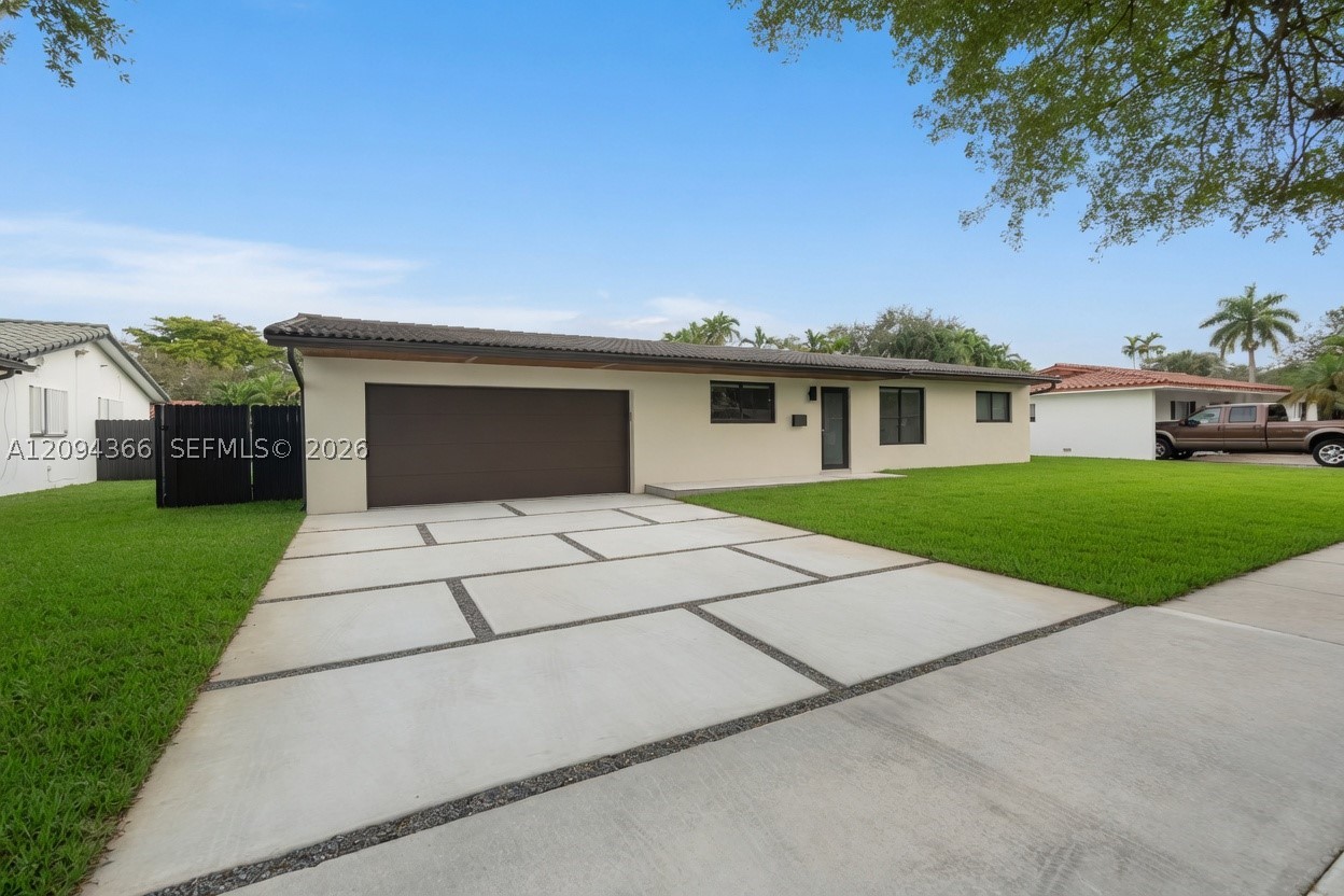14515 Mahogany Ct — photo