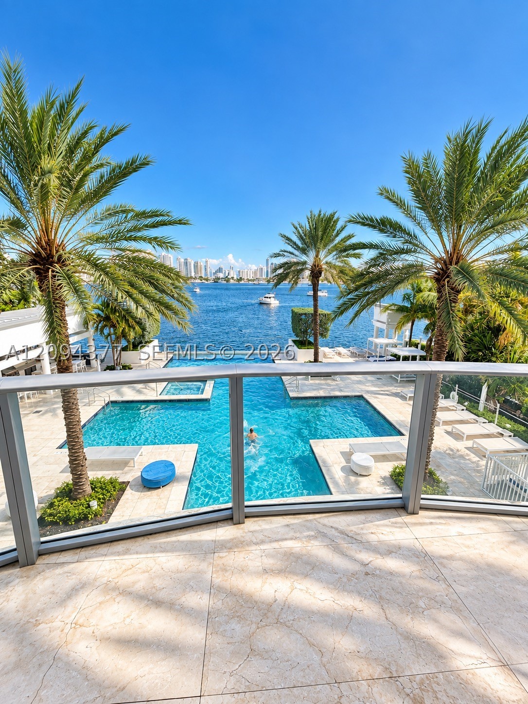 17301 Biscayne Blvd 211 — photo
