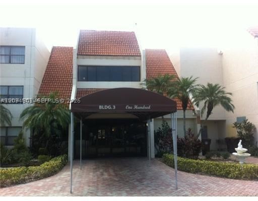 100 Lakeview Dr 106 — photo