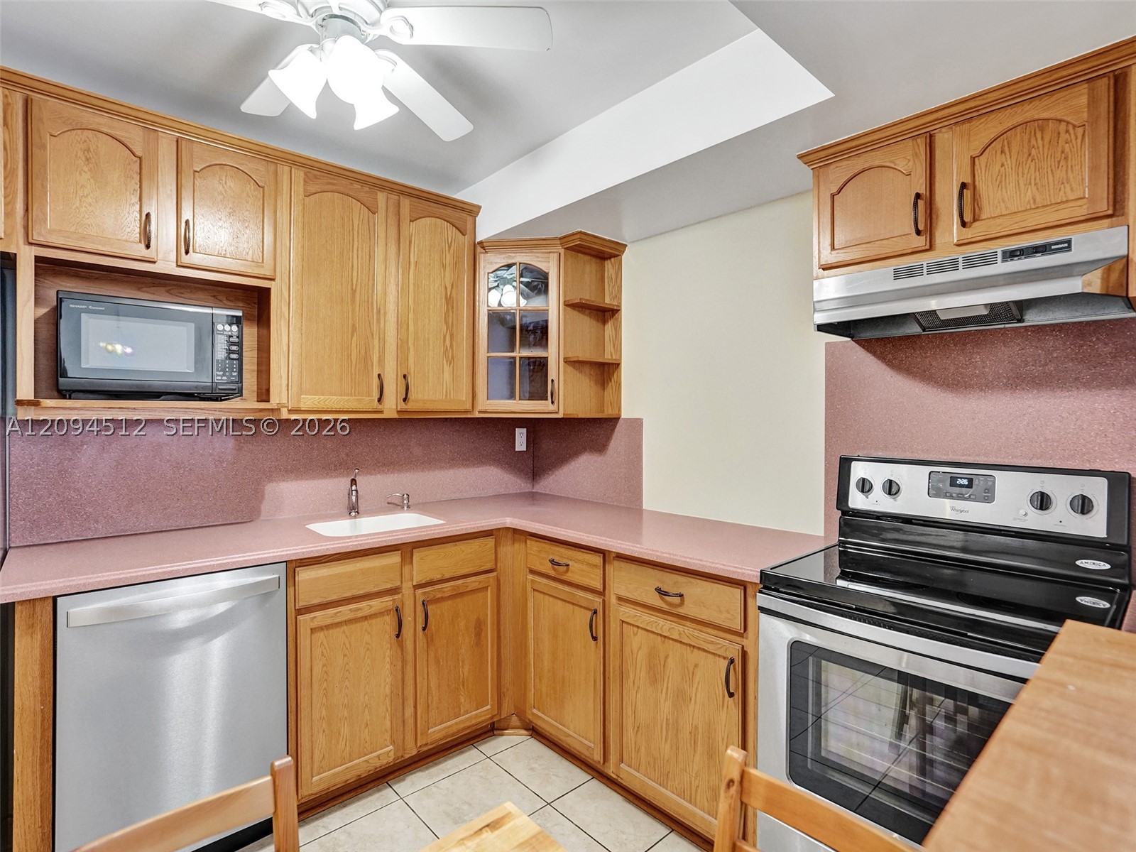 2001 Atlantic Shores Blvd 419 — photo