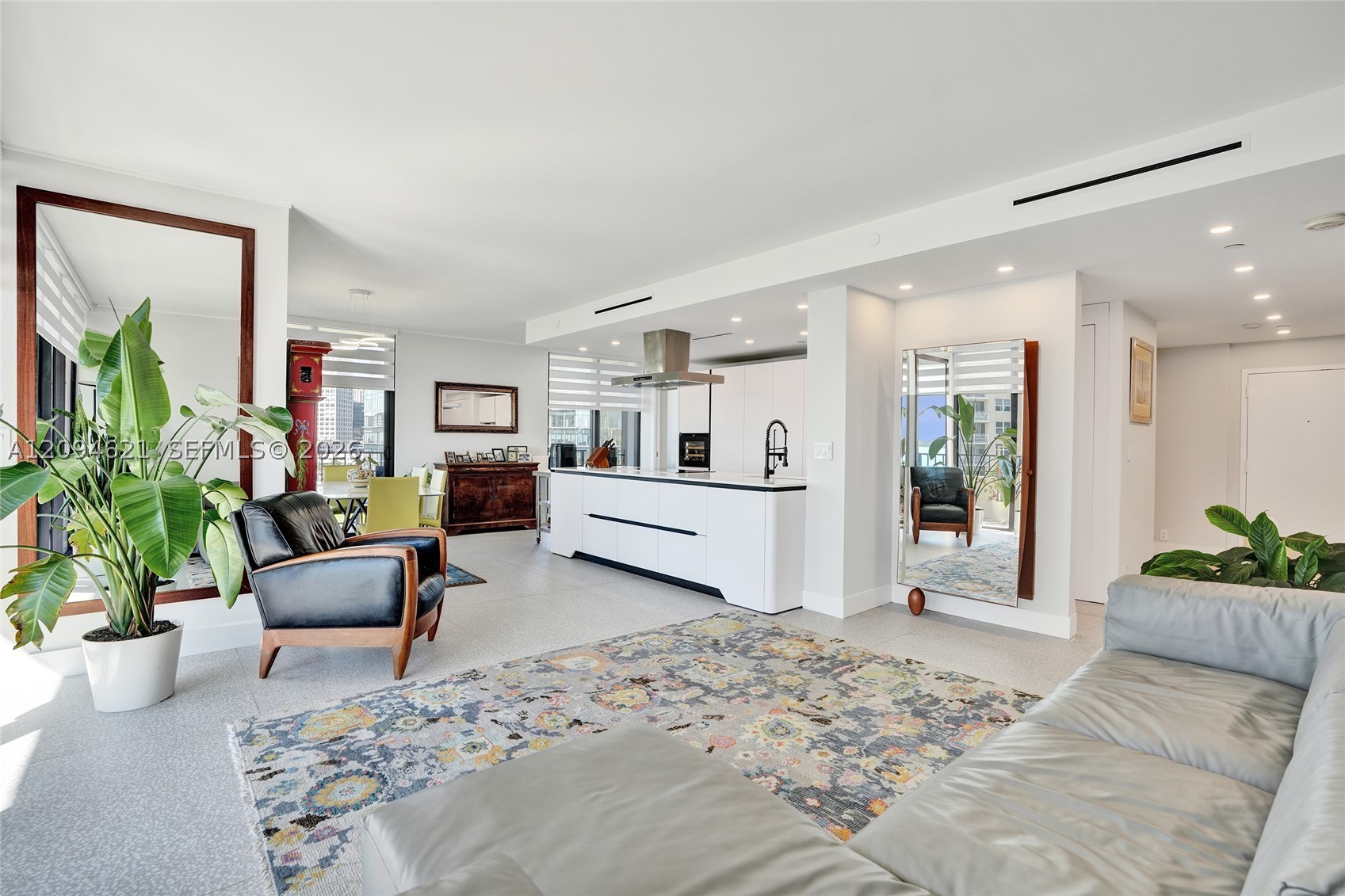520 Brickell Key Dr a1015 — photo
