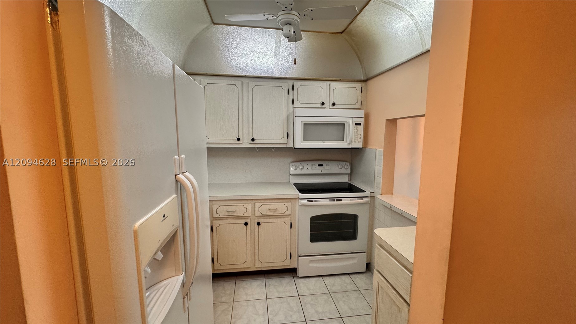 8400 Sunrise Lakes Blvd 306 — photo