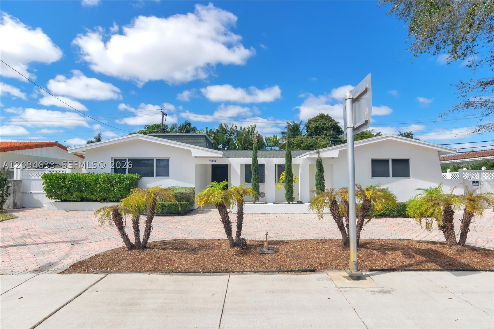 20330 Highland Lakes Blvd — photo