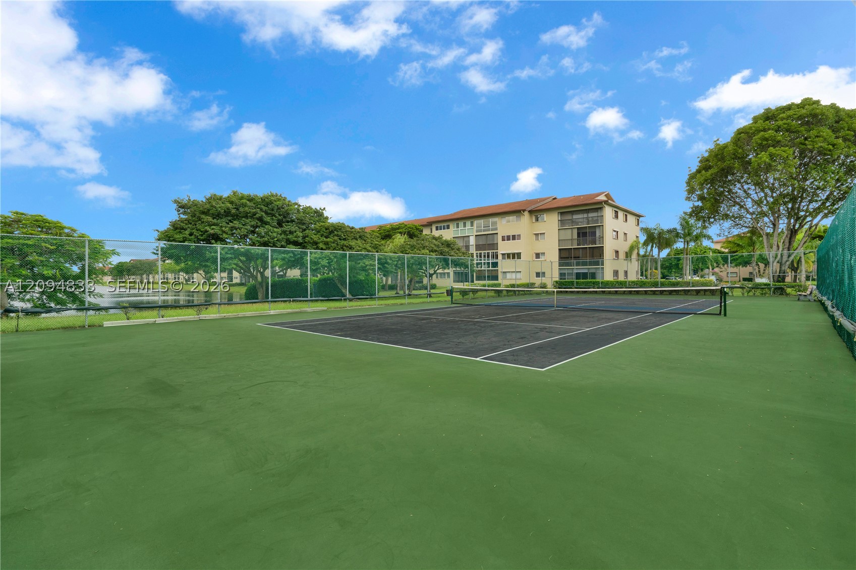 13105 SW 16th Ct 412L — photo