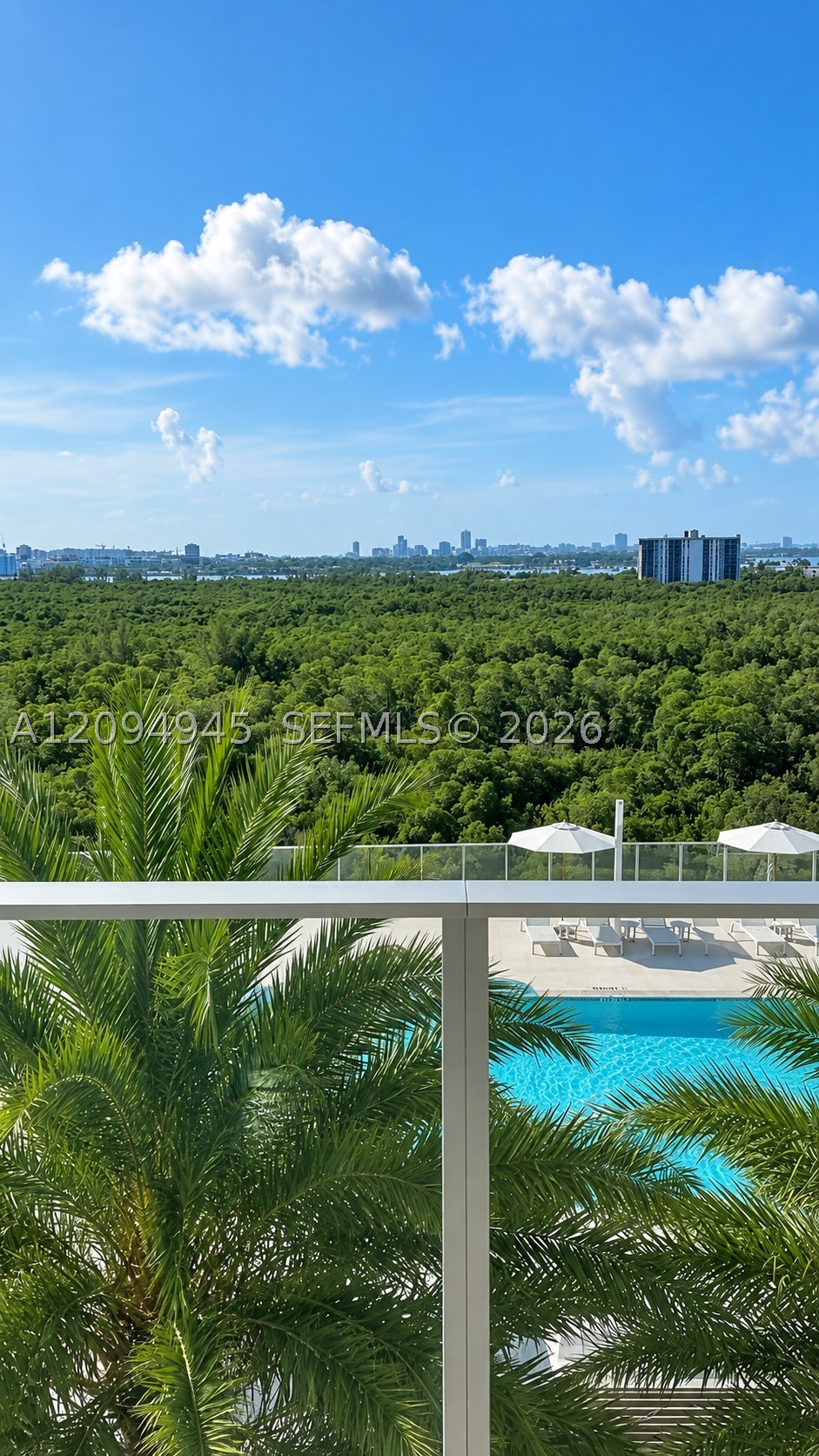 2411 Laguna Circle 802 — photo