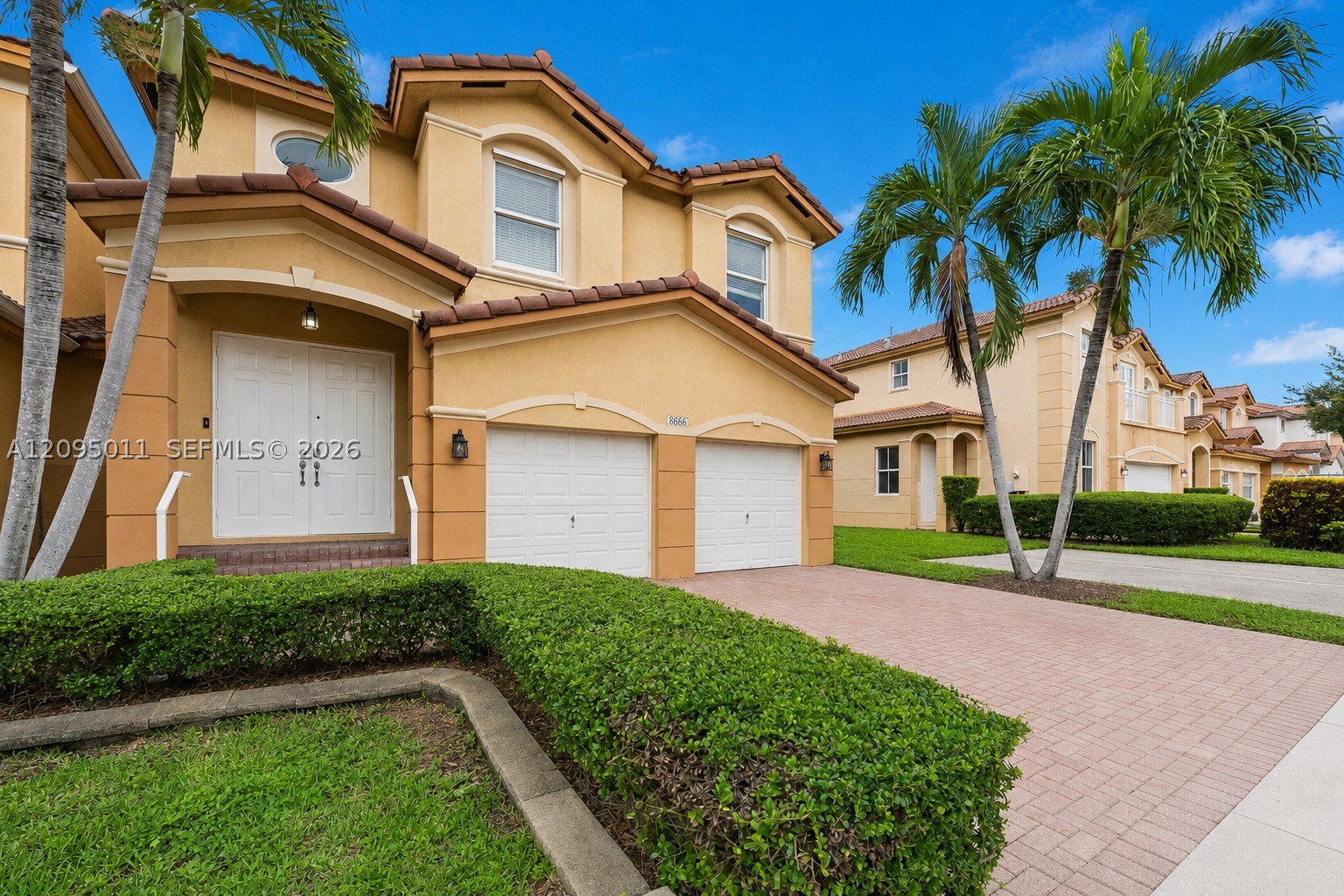 8666 NW 109th Ct 8666 — photo