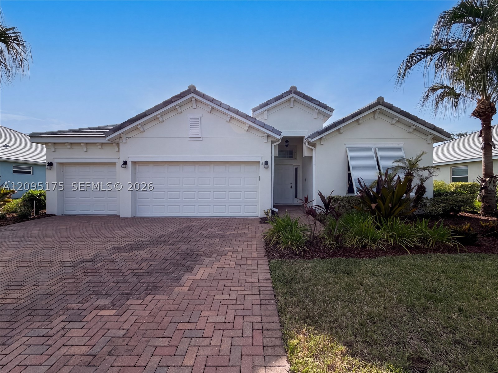 6435 Monserrat Dr — photo