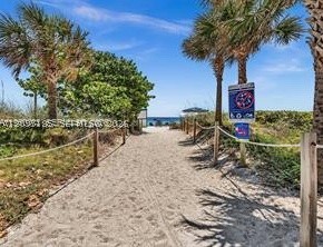 6423 Collins Ave 901 — photo