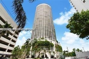 1750 N Bayshore Dr 2309 — photo