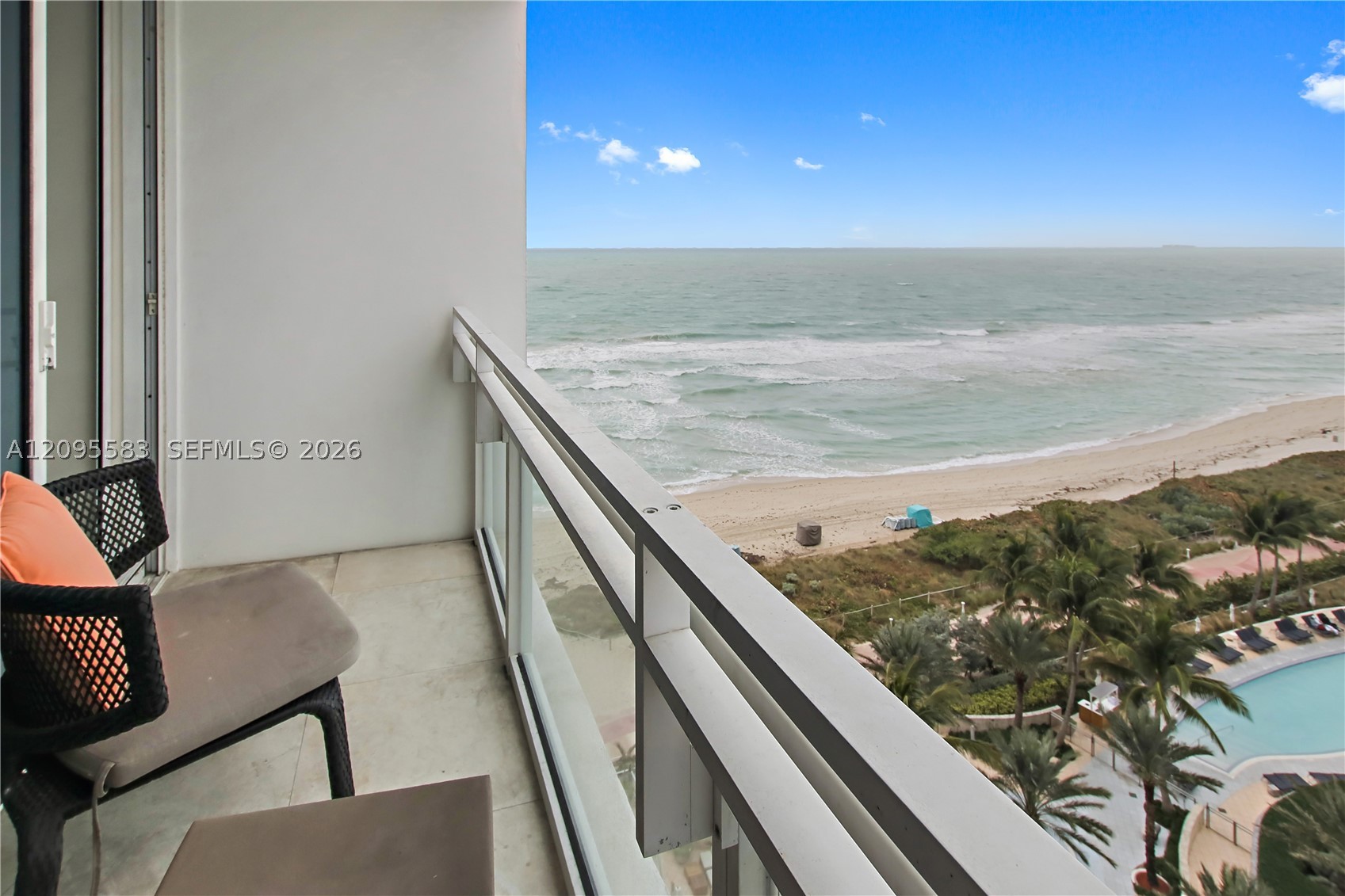 6801 Collins Ave 1112 — photo