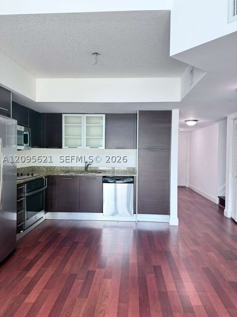 41 SE 5th St 709 — photo