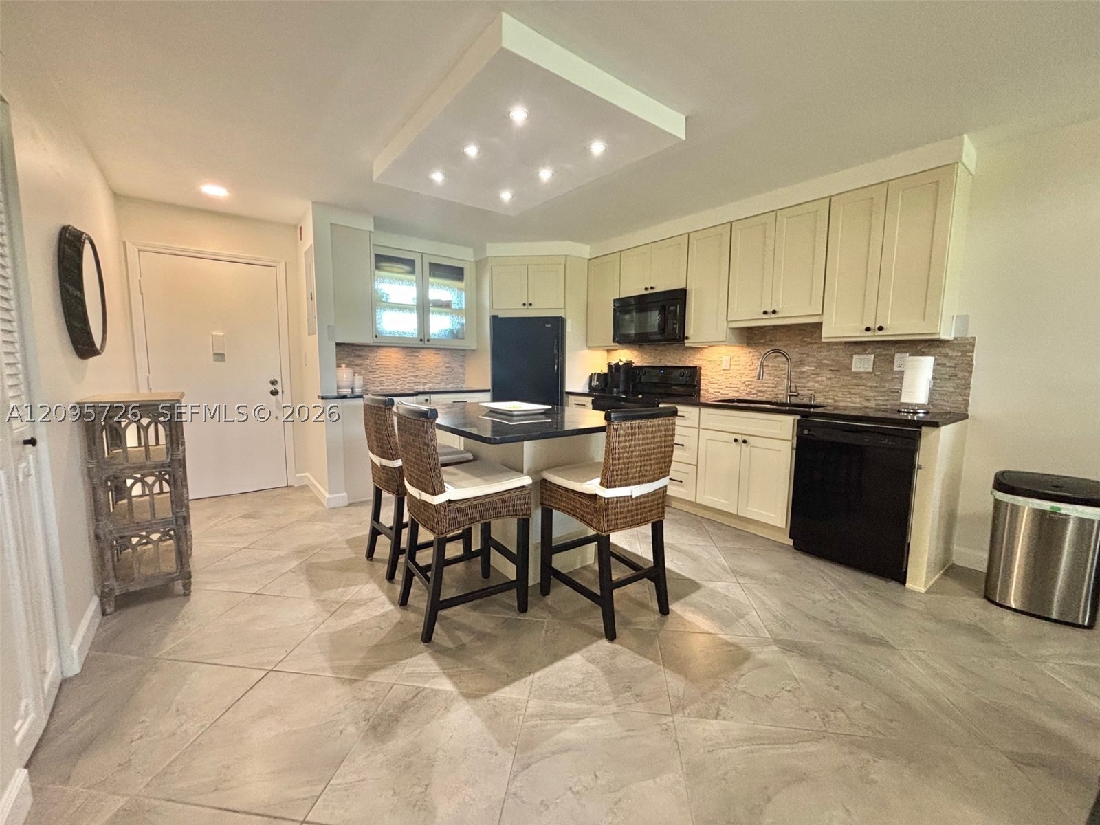 3920 Inverrary Blvd 607C — photo