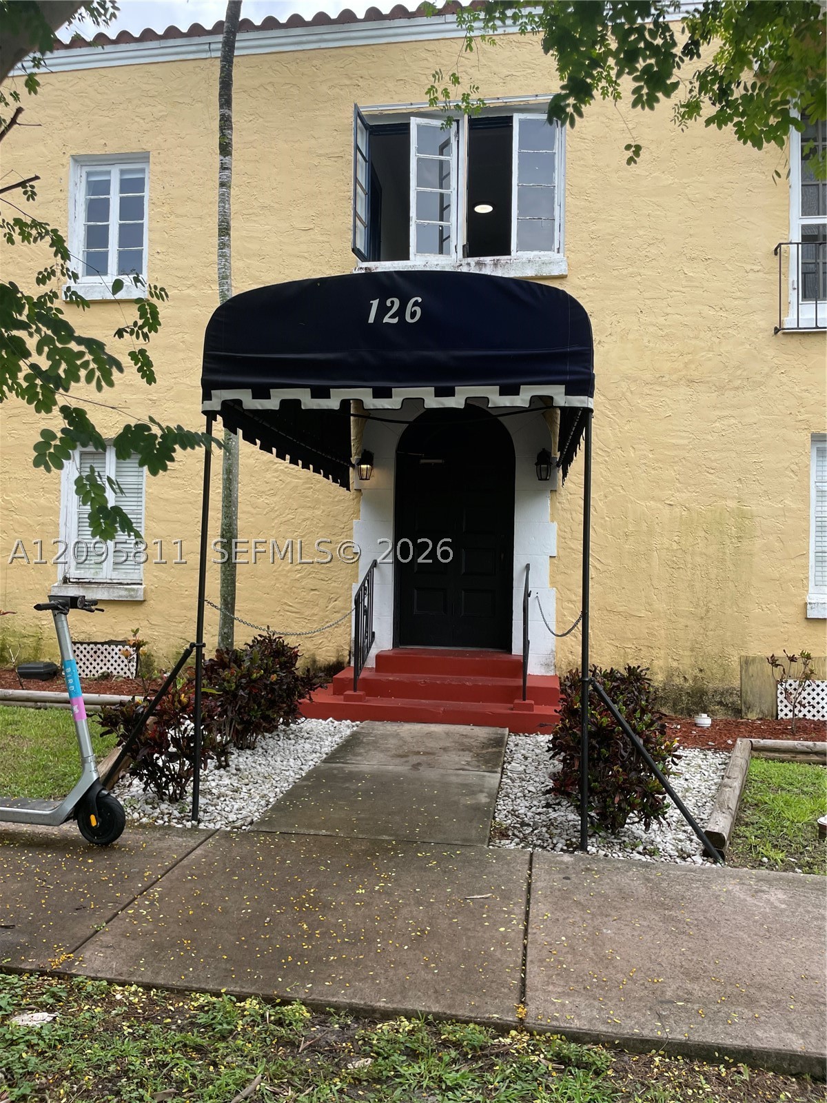 126 Mendoza Ave 3 — photo