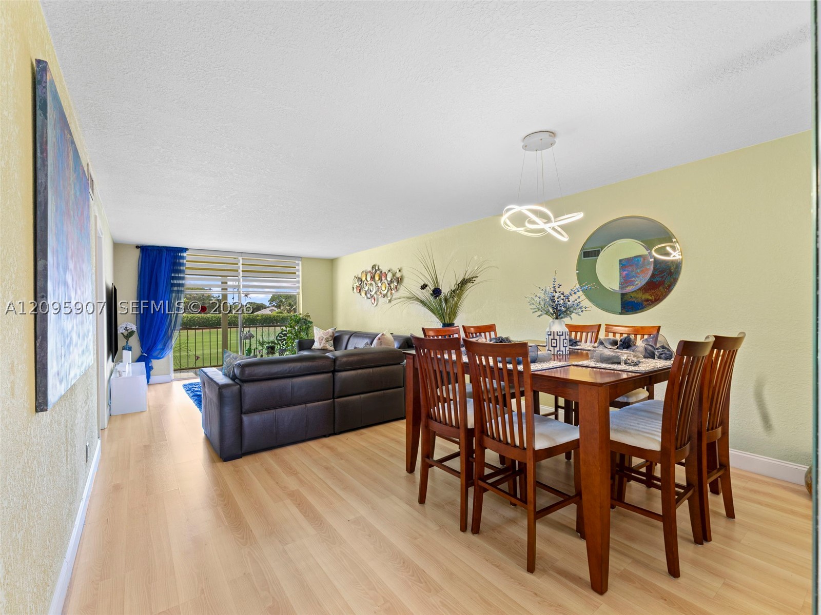 9820 S Hollybrook Lake Dr 208 — photo