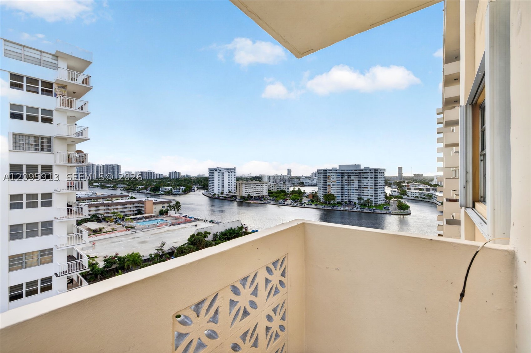 1833 S Ocean Dr 1202 — photo