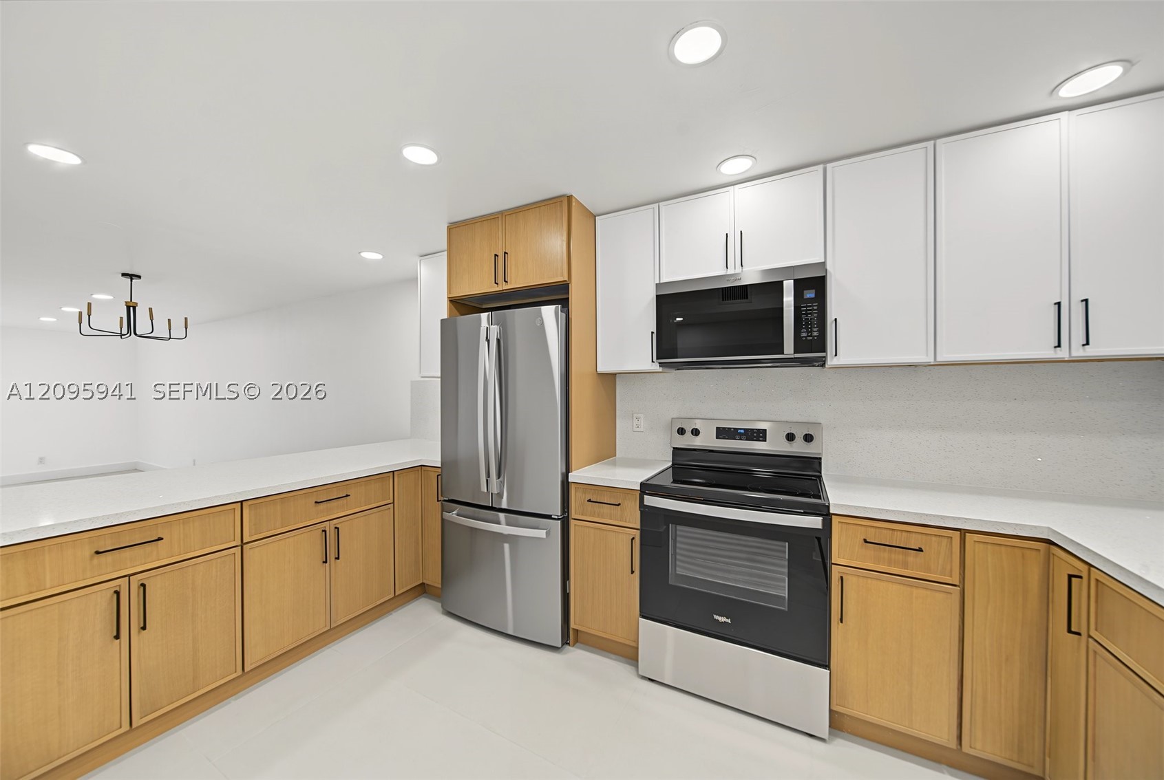 1750 W 46th St 437 — photo