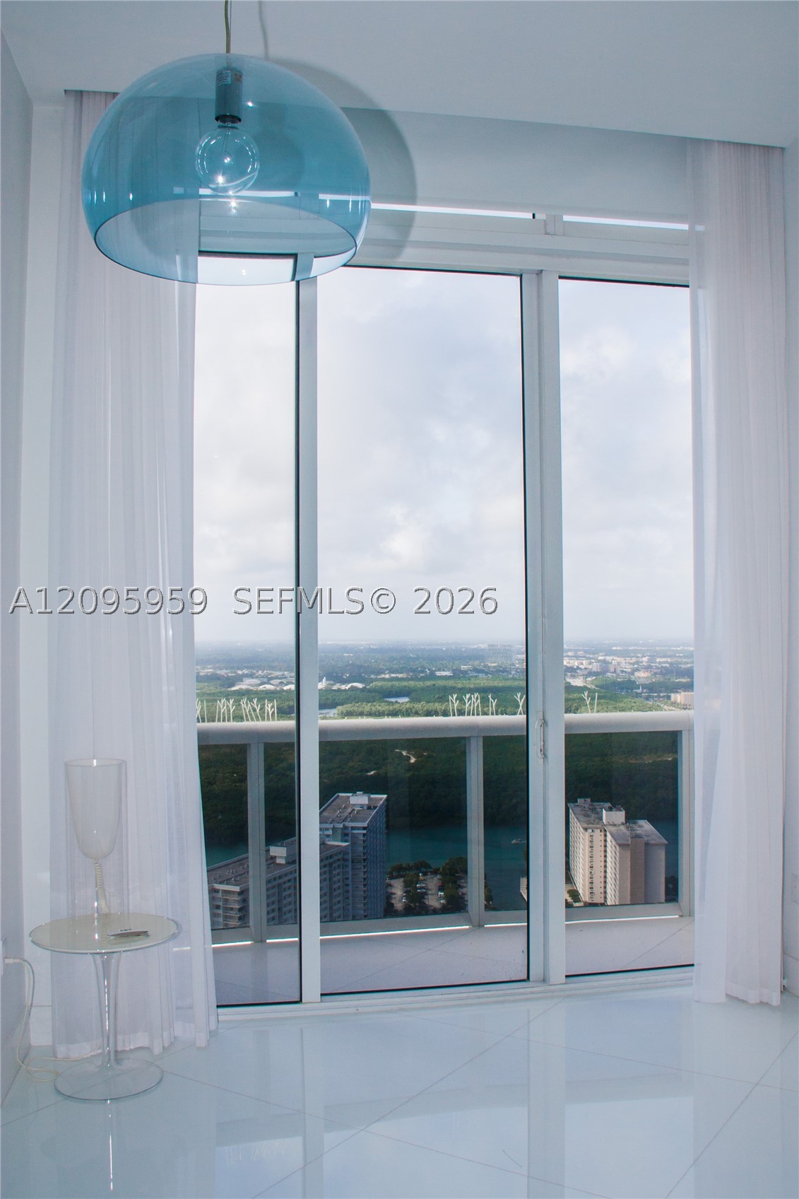 15811 Collins Ave 4306 — photo