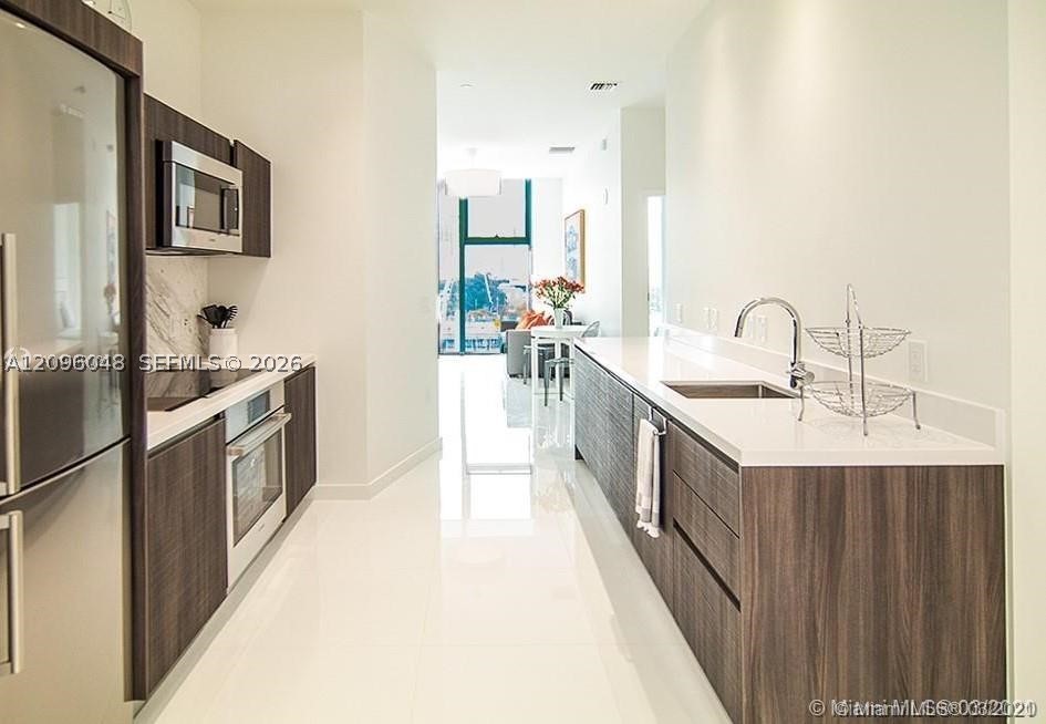 851 NE 1st Ave 510 — photo