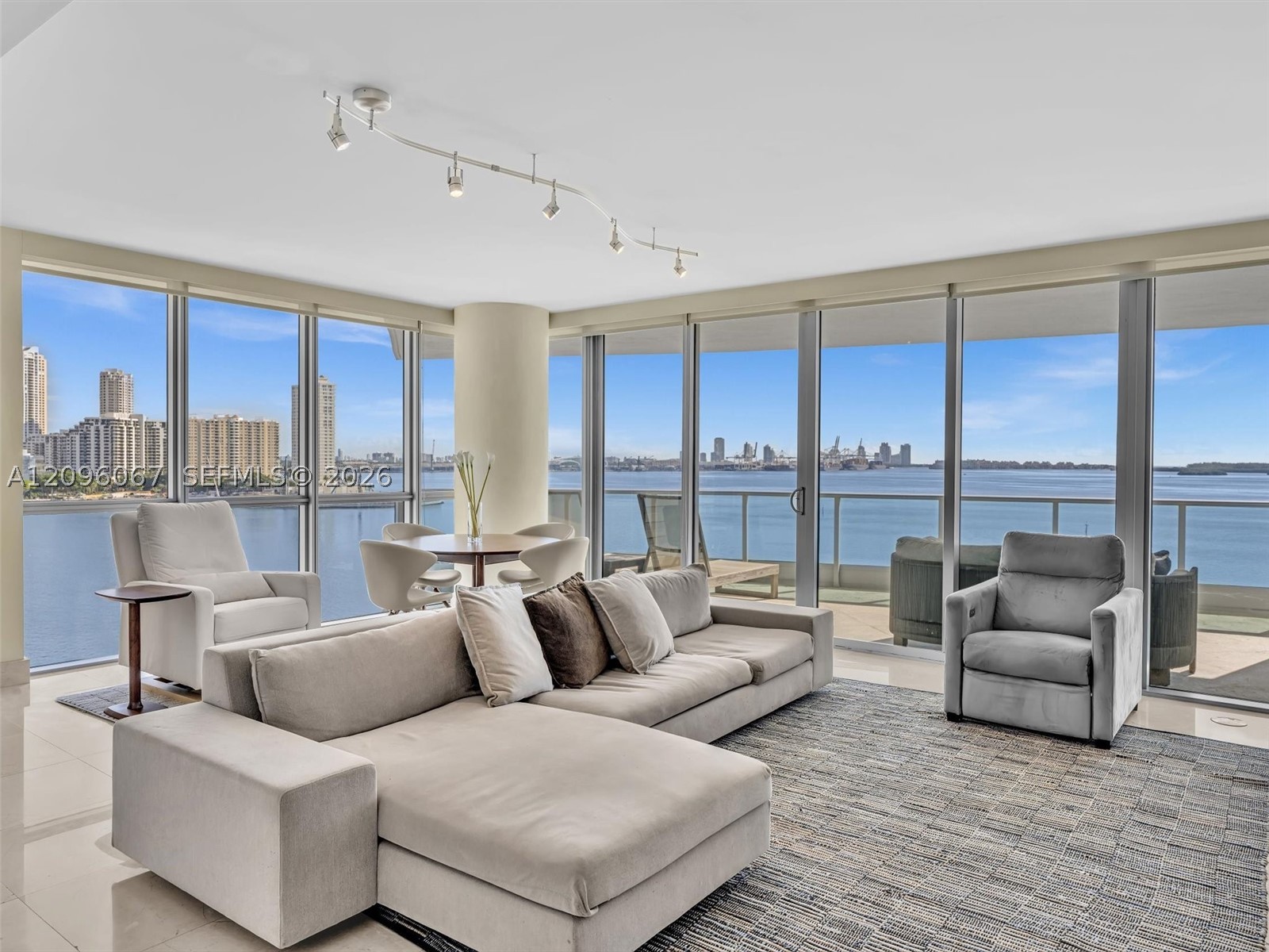 1331 Brickell Bay Dr Unit 901 — photo