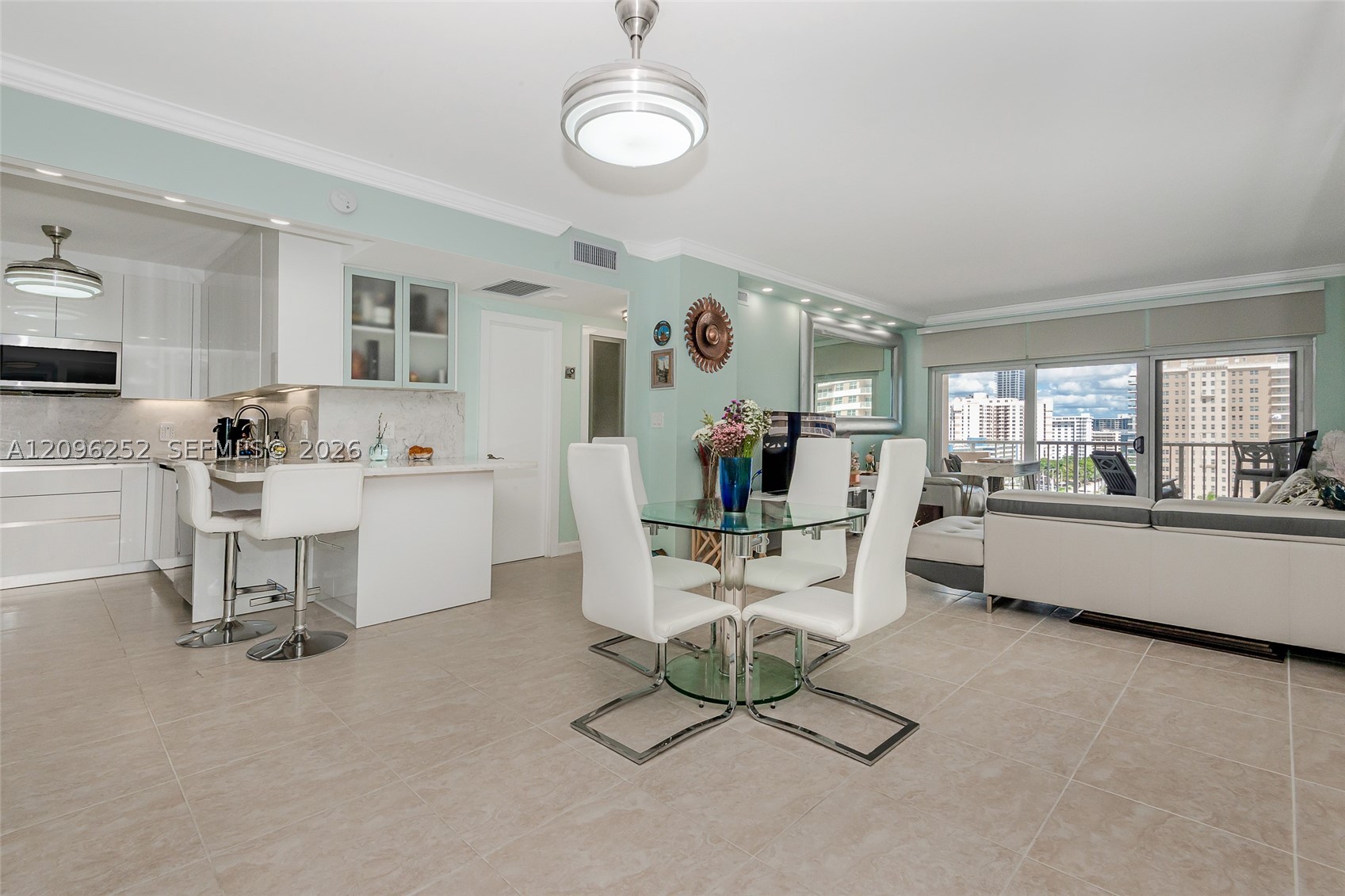 1980 S Ocean Dr 11K — photo