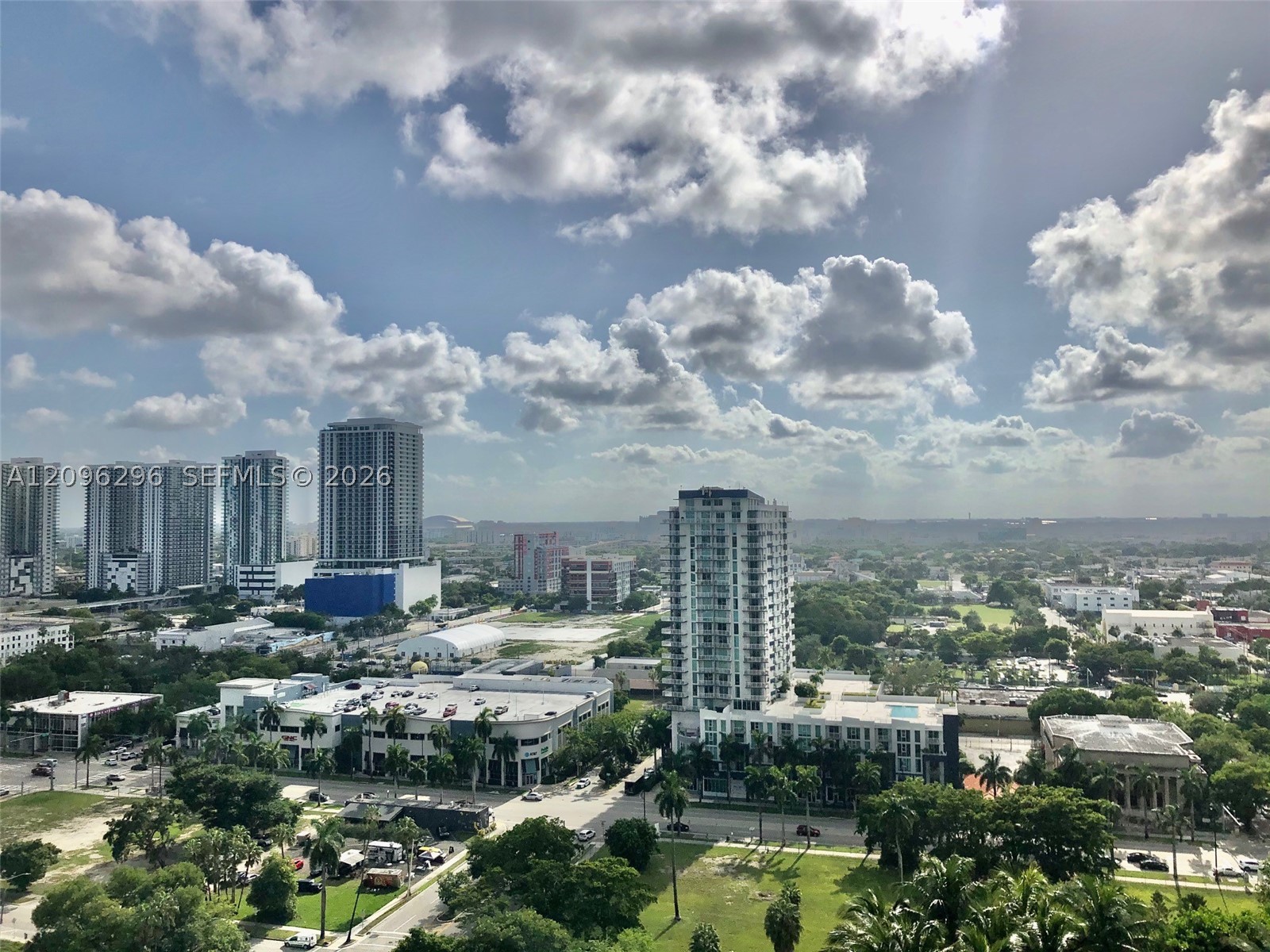 1800 N Bayshore Dr Unit 2210 — photo