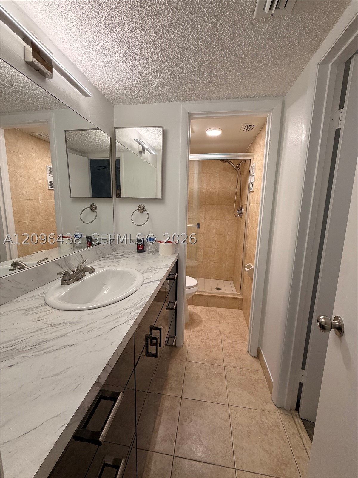 1021 Mockingbird Ln 404 — photo
