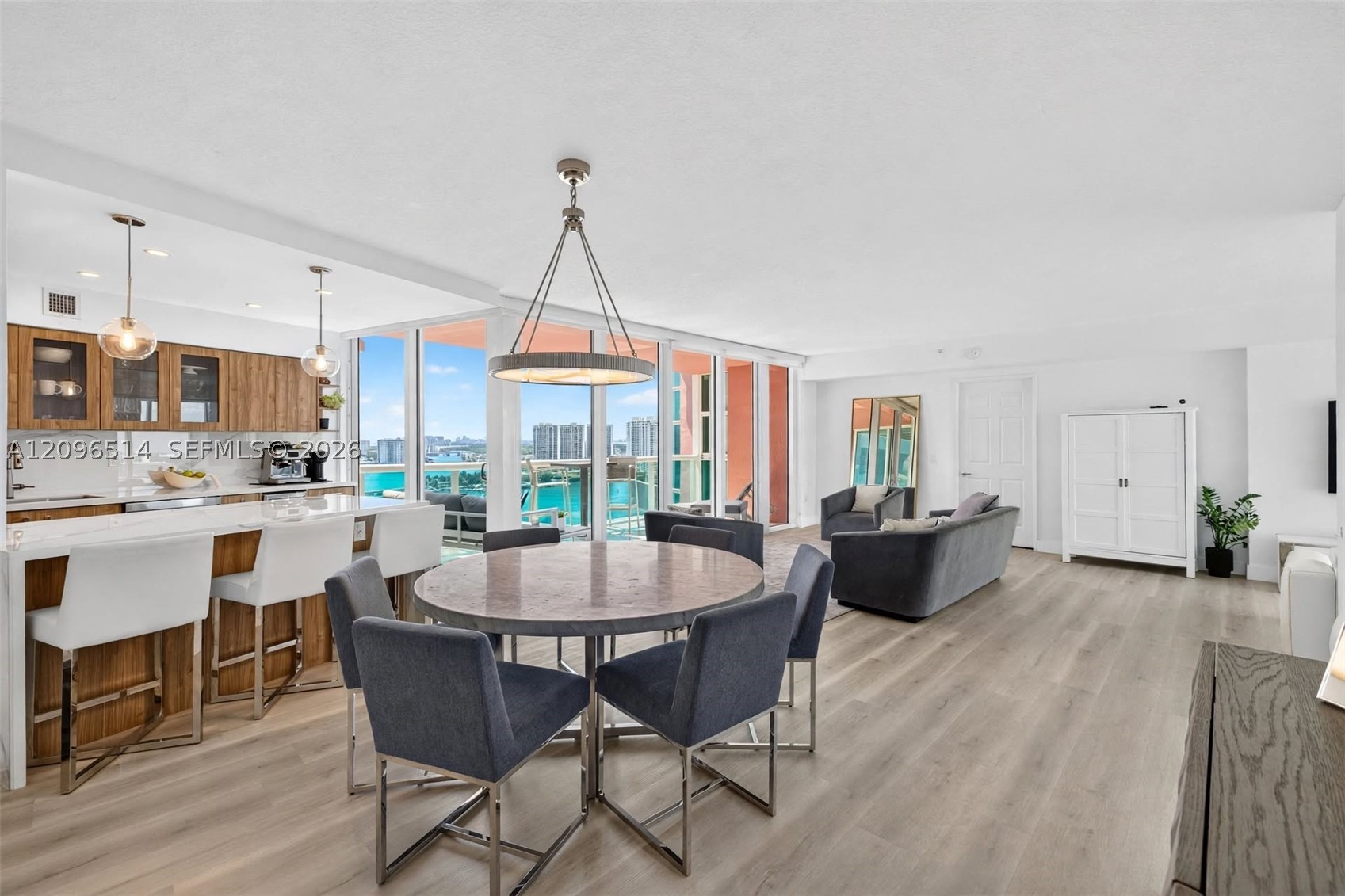 3370 Hidden Bay Dr 2410 — photo