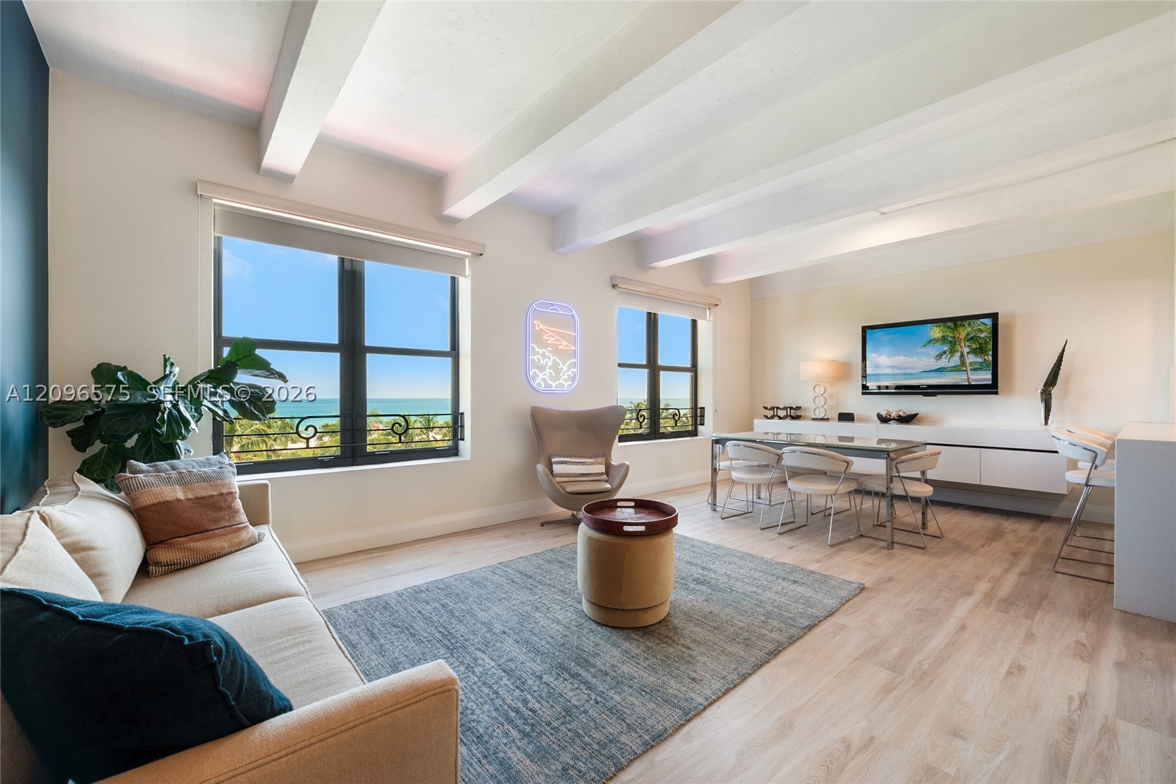 1330 Ocean Dr R5D — photo