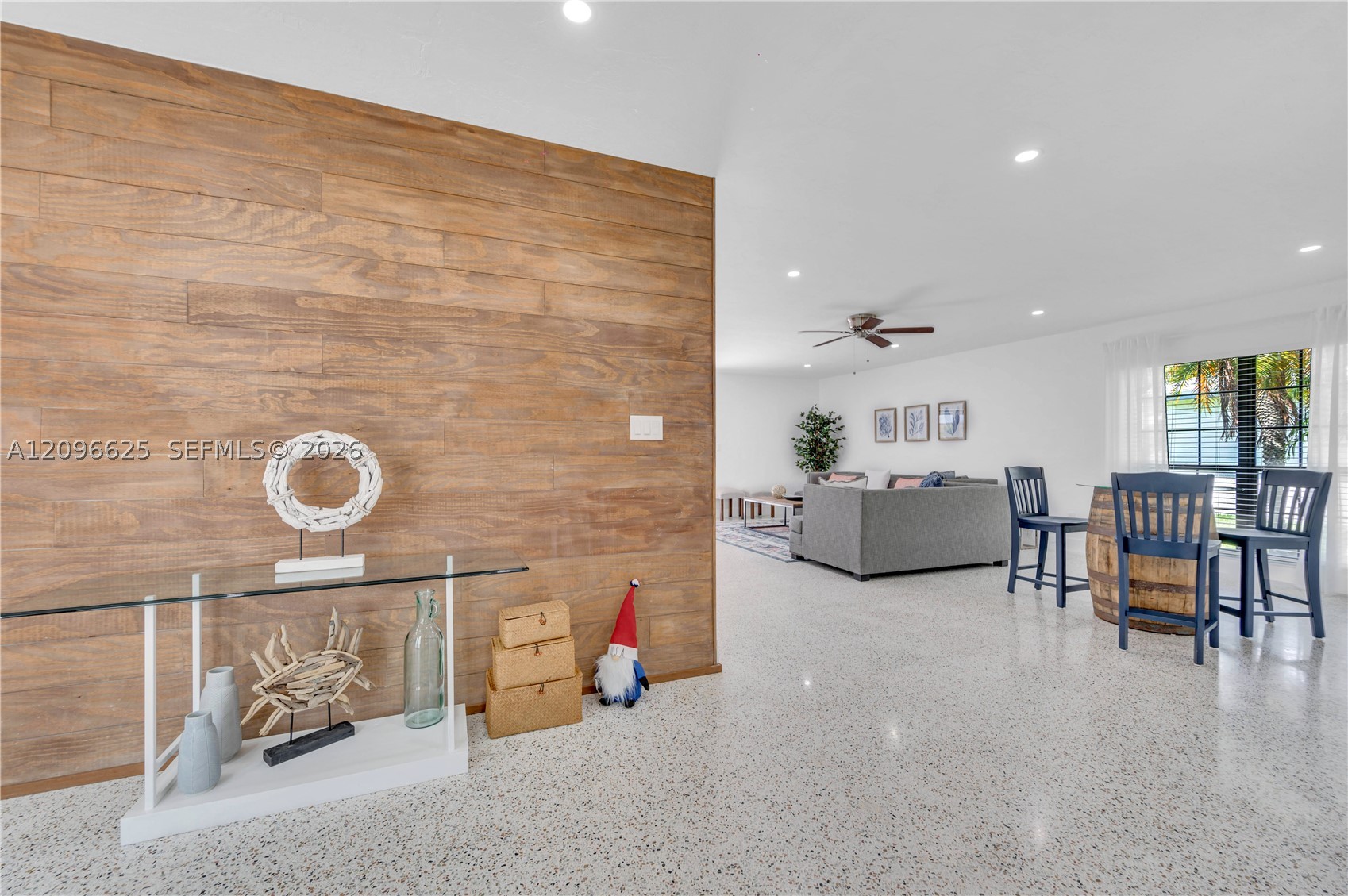 9448 Sterling Dr 0 — photo