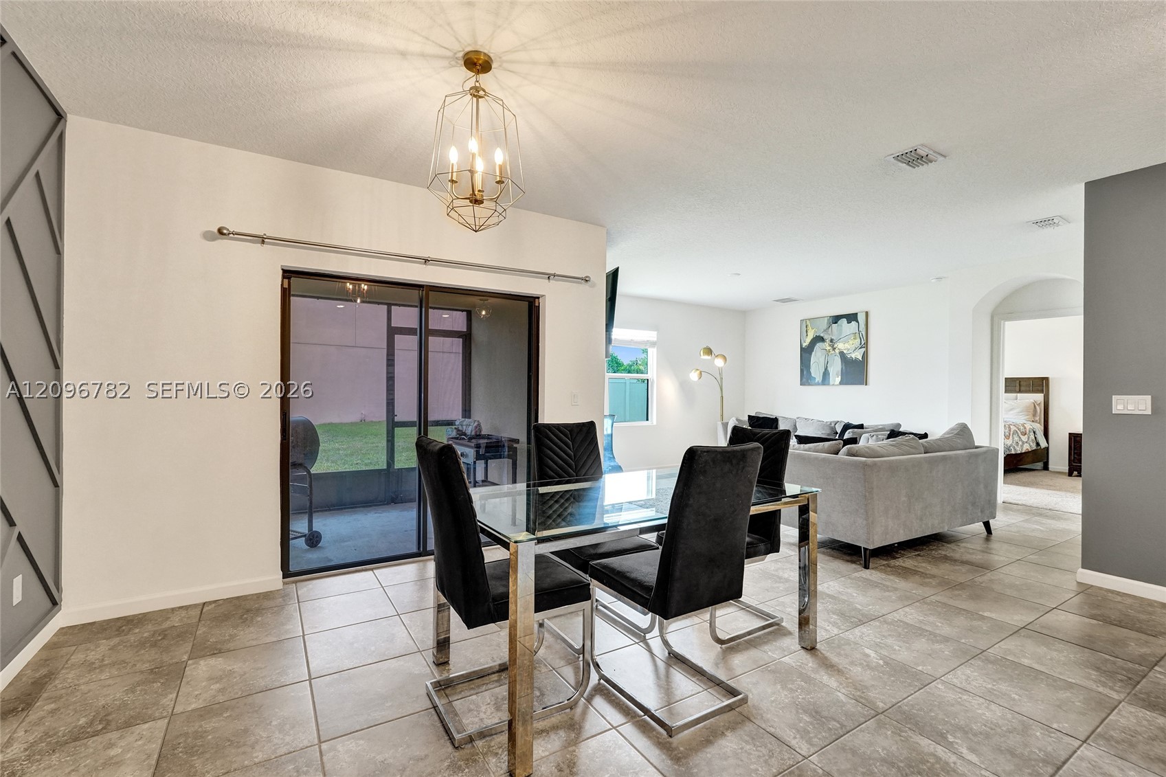 6479 NW Castlebrook Ave — photo