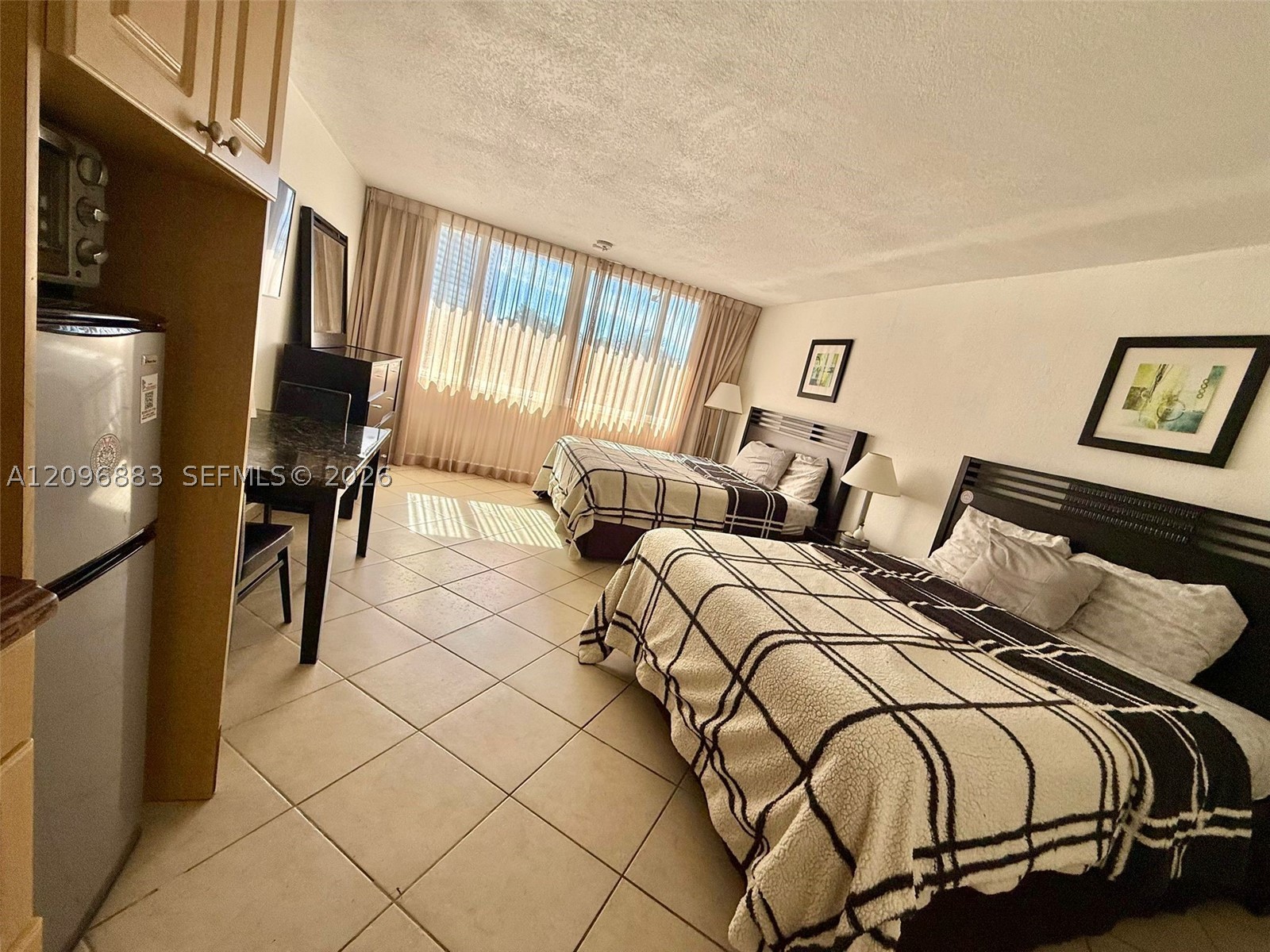 19201 Collins Ave 241 — photo