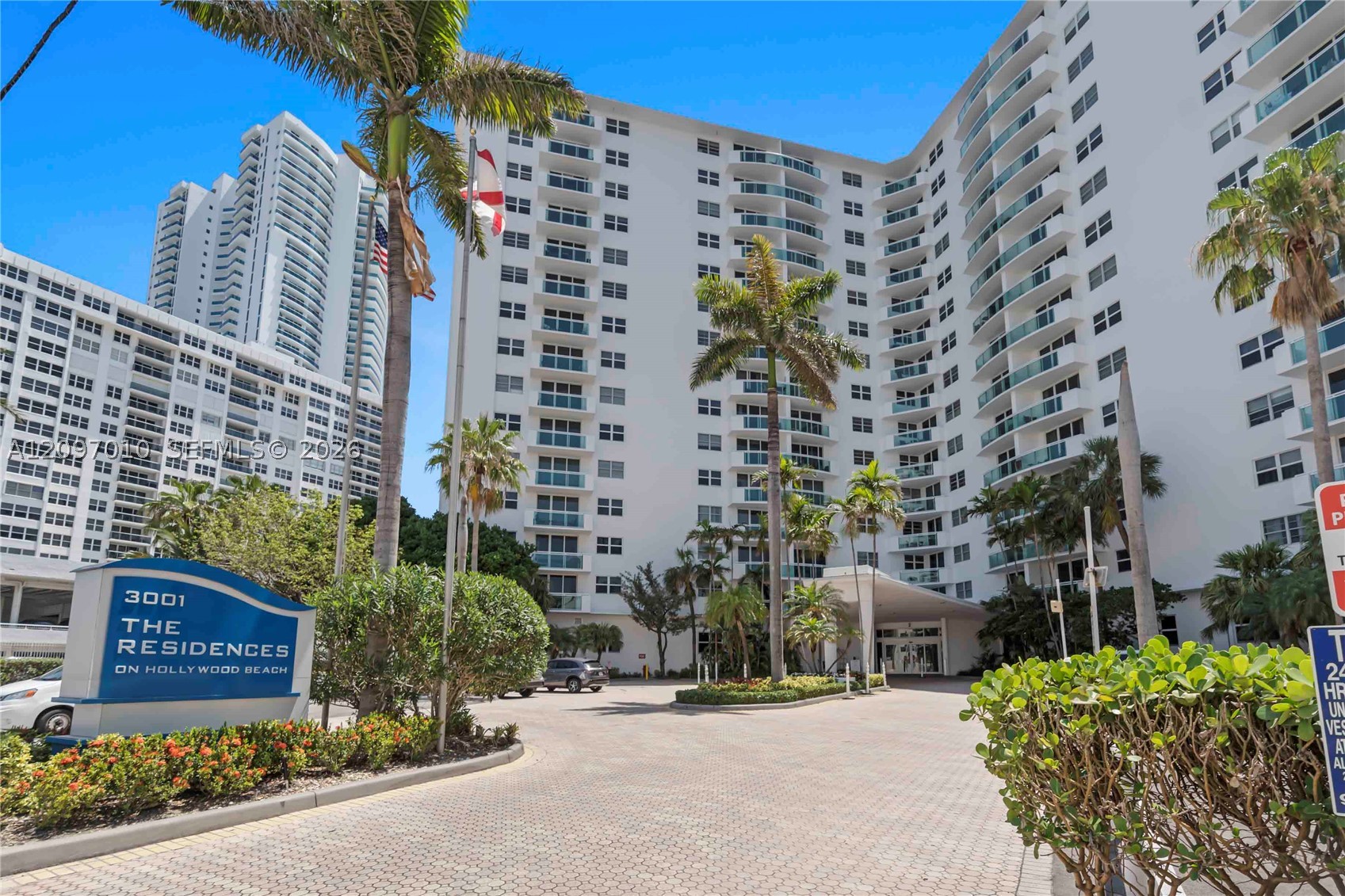 3001 S Ocean Dr 307 — photo