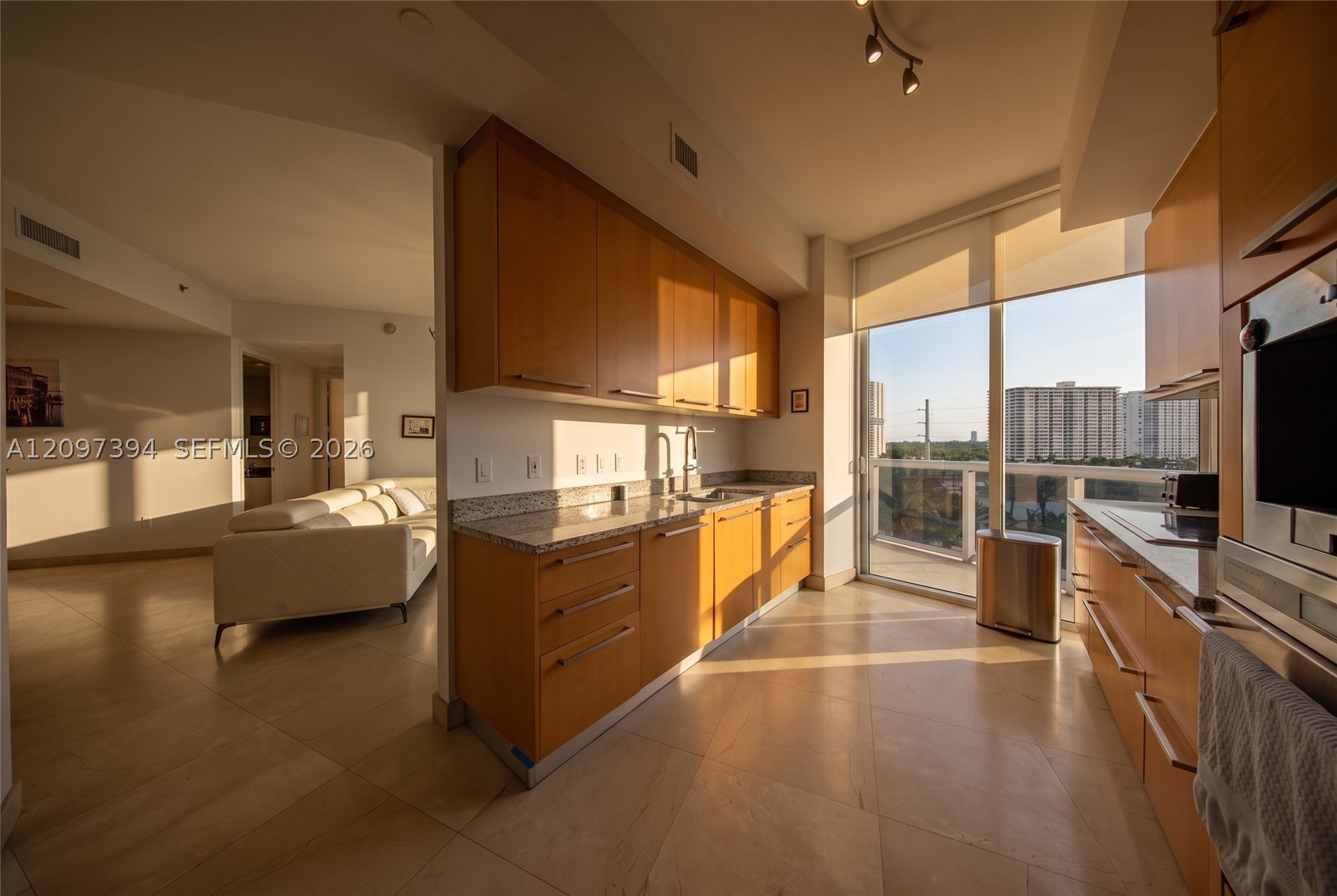 15901 Collins Ave 405 — photo