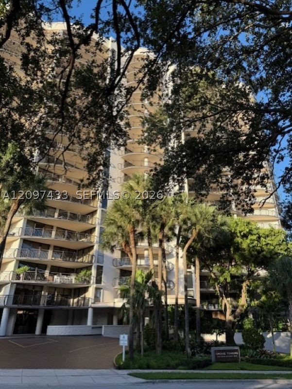 2843 S Bayshore Dr 5a — photo