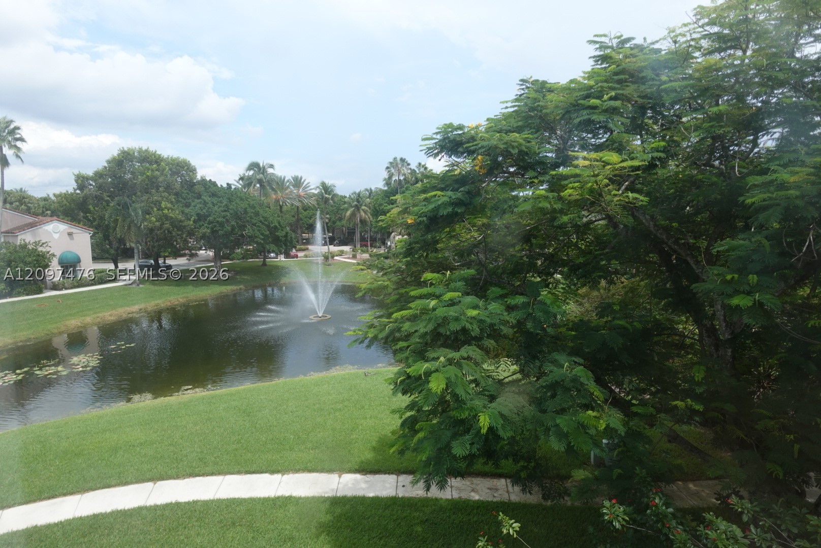12136 Saint Andrews Pl 304 — photo