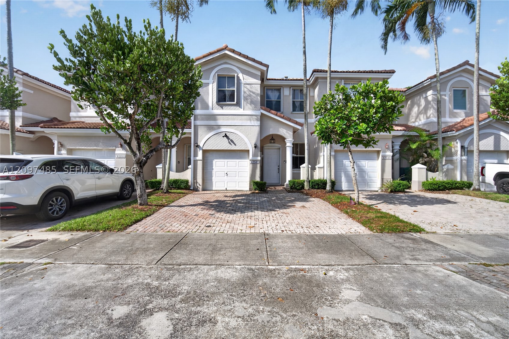 12543 SW 121st Way — photo