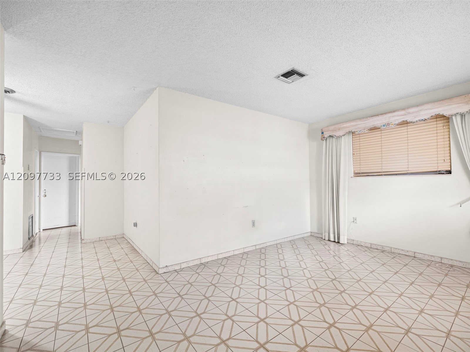 743 E 29th Street, Hialeah, FL 33013 — photo 3
