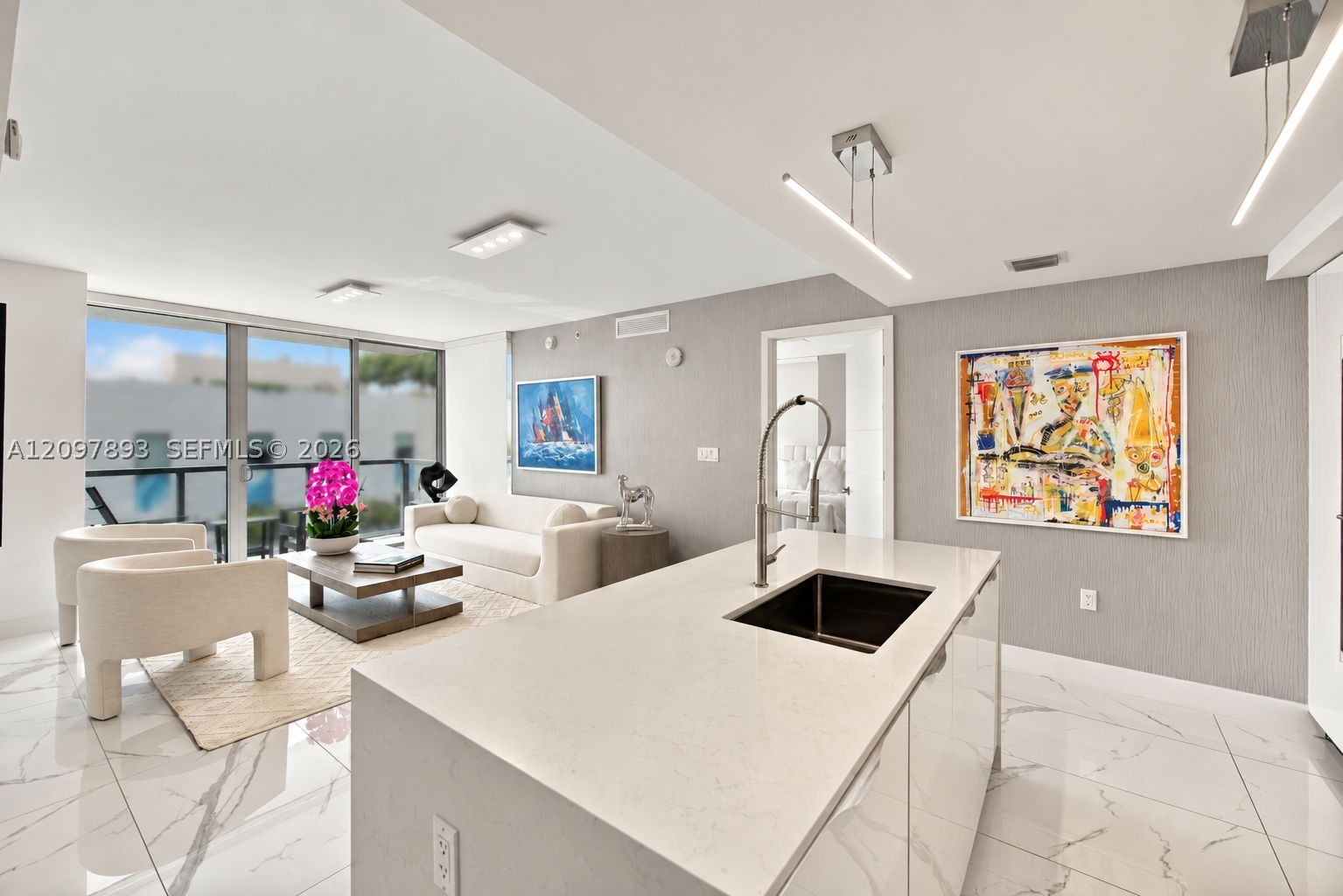9521 E Bay Harbor Dr 601 — photo