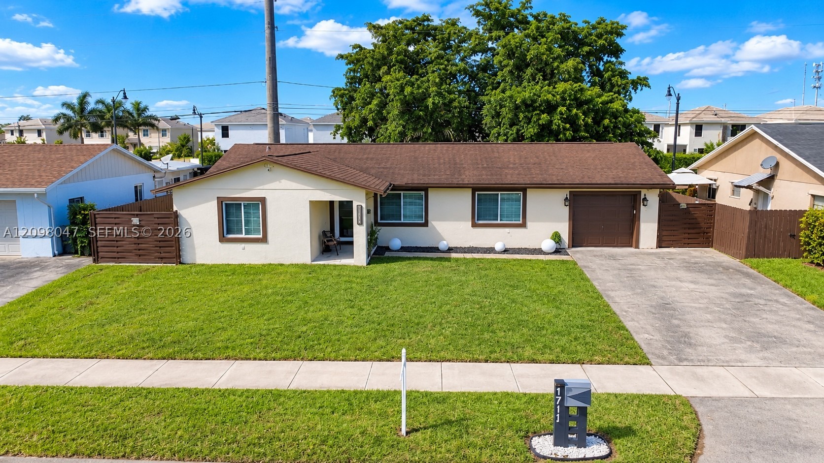 1711 N Anhinga Ln — photo